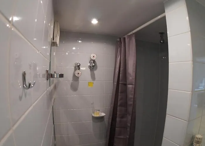 Apartment Cozy Bedroom And Study With Terrace *