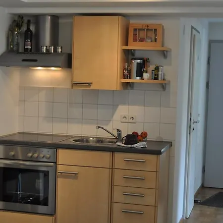 Cozy Bedroom And Study With Terrace Stoccarda