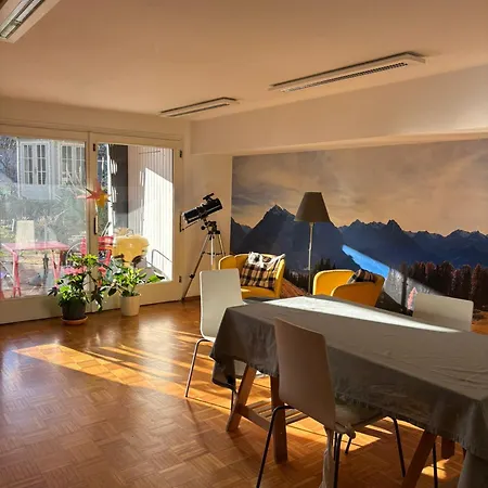 Lägenhet Cozy Bedroom And Study With Terrace